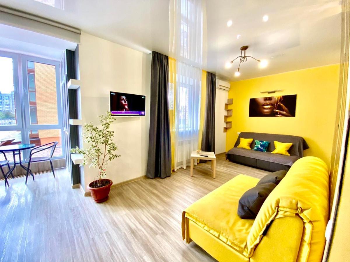 Grey&yellow на коцюбинського Vinnytsia